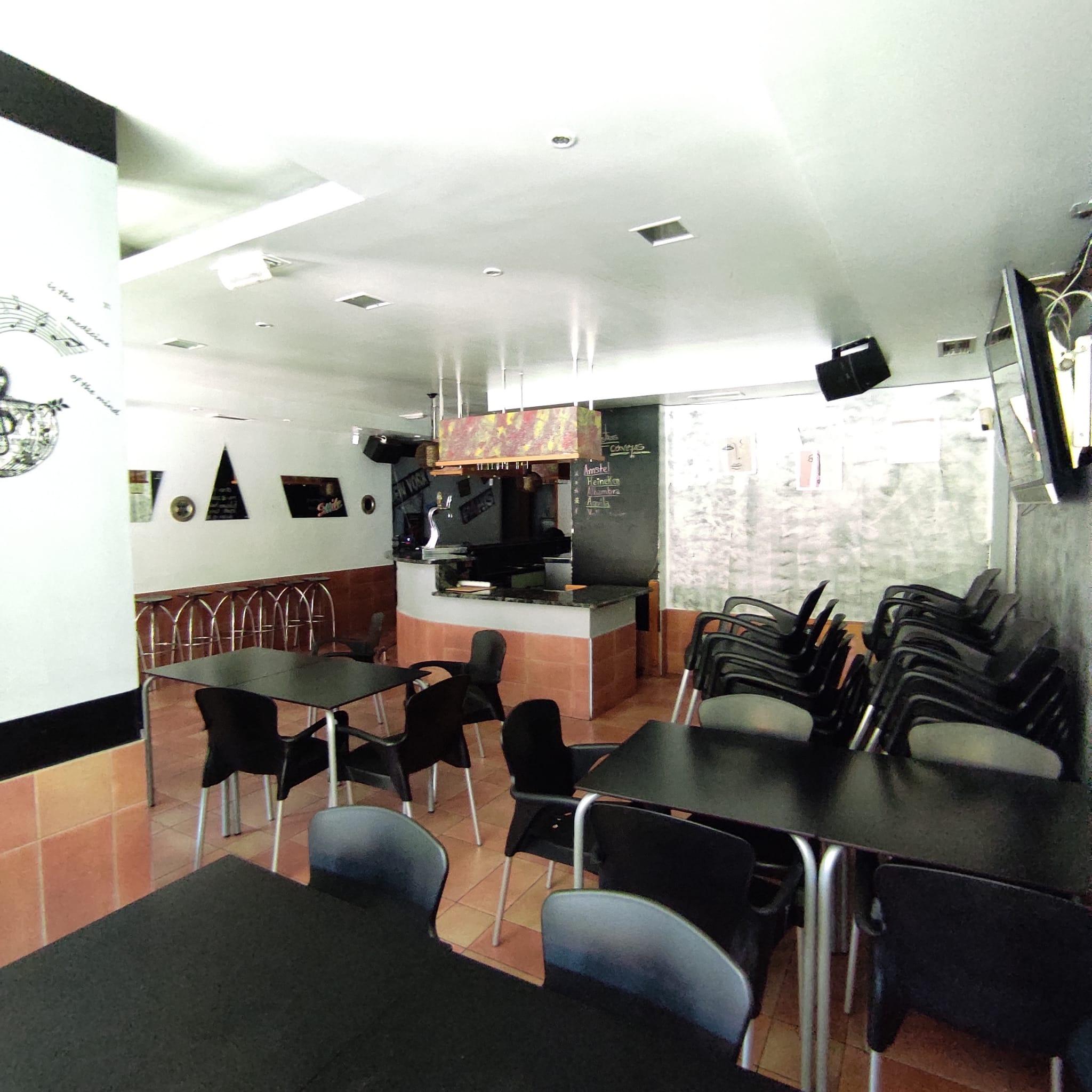 Imagen 21 Local Comercial en venta en Zaldibar / Calle euskal herria