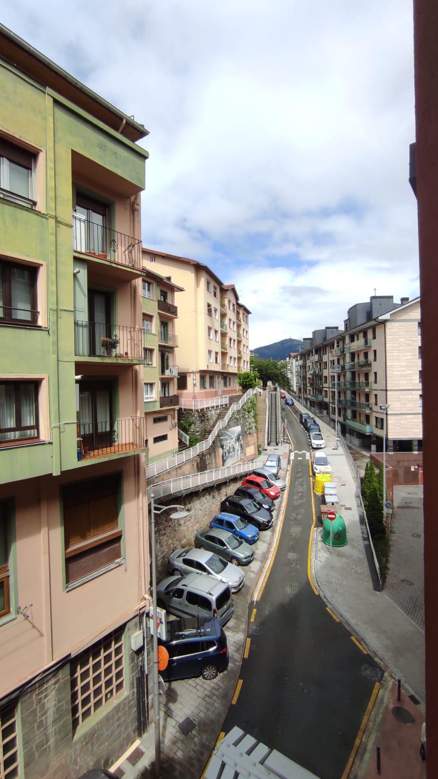 Imagen 8 Piso en alquiler en Eibar / Zona llana y accesible cerva del centro