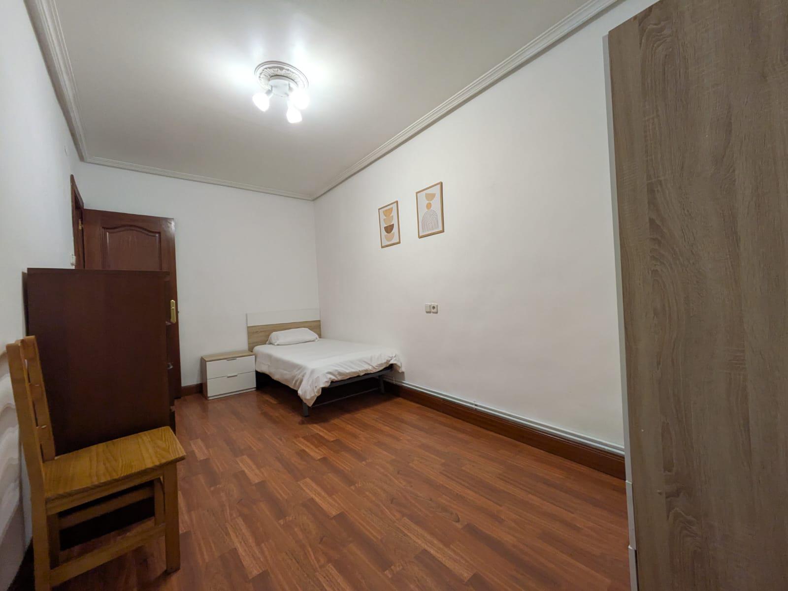 Imagen 13 Piso en alquiler en Eibar / Zona llana y accesible cerva del centro