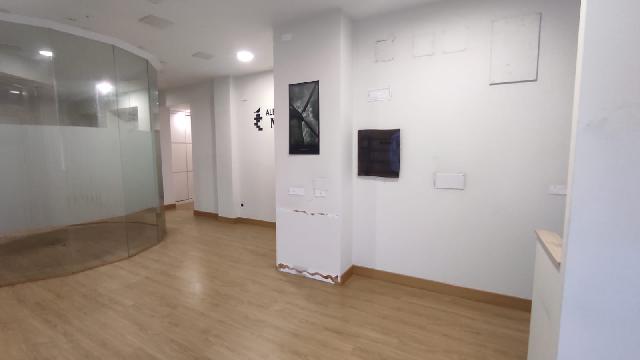 Imagen 22 Inmueble 295534 - Local Comercial en venta en Ermua / Calle San Pelayo 