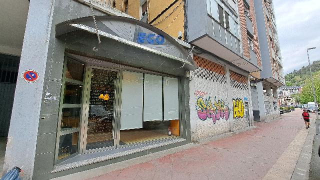 Imagen 1 Inmueble 297348 - Local Comercial en alquiler en Ermua / Barrio de San Lorenzo en Ermua
