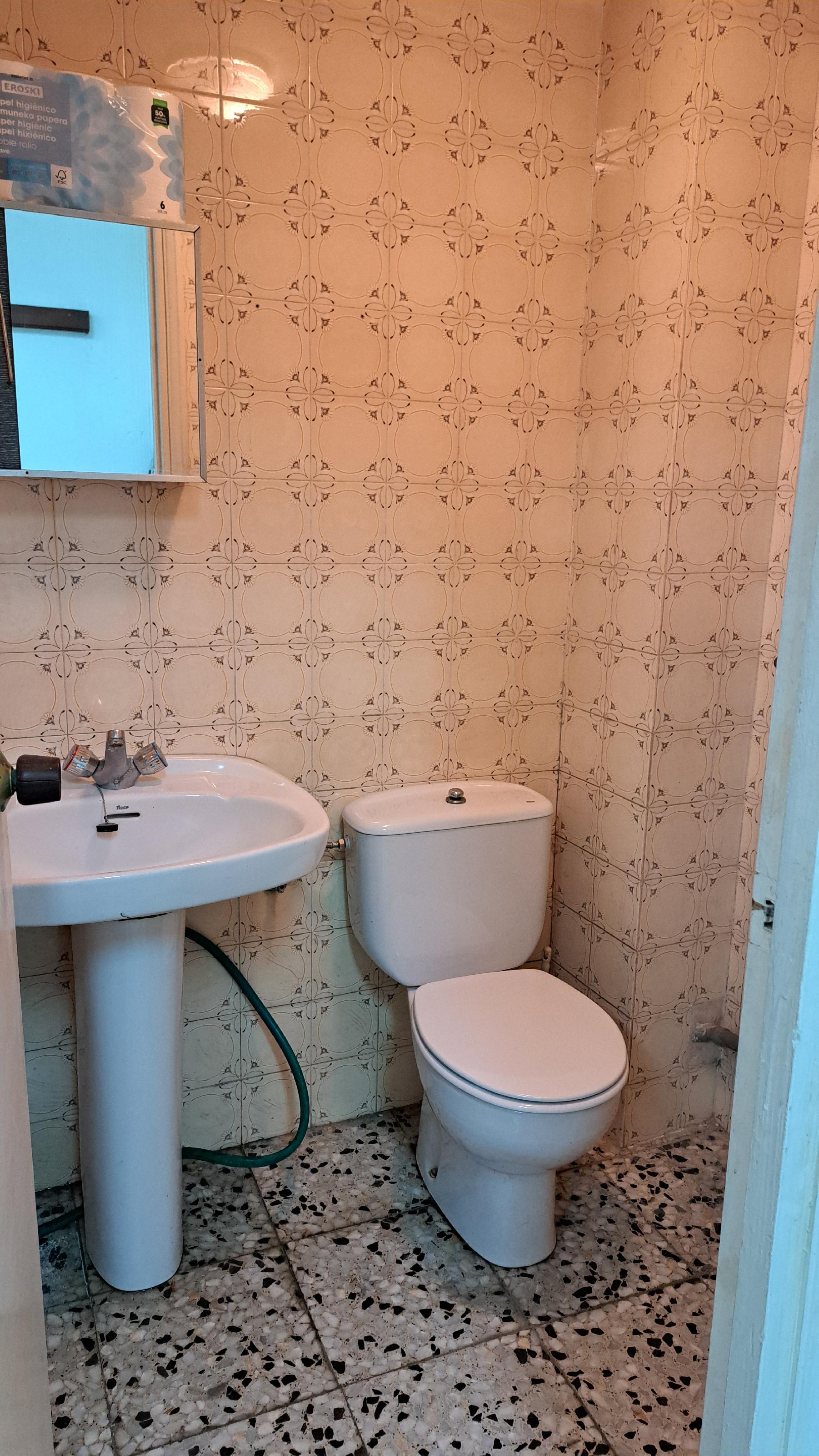 Imagen 4 Local Comercial en alquiler en Ermua / Barrio de San Lorenzo en Ermua