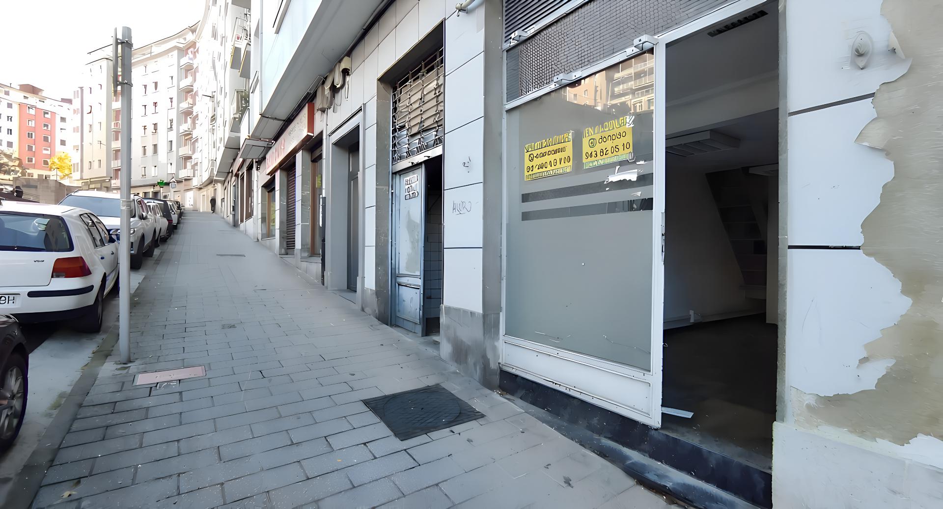 Imagen 5 Local Comercial en venta en Eibar / Zona accesible cerca del centro de Eibar.