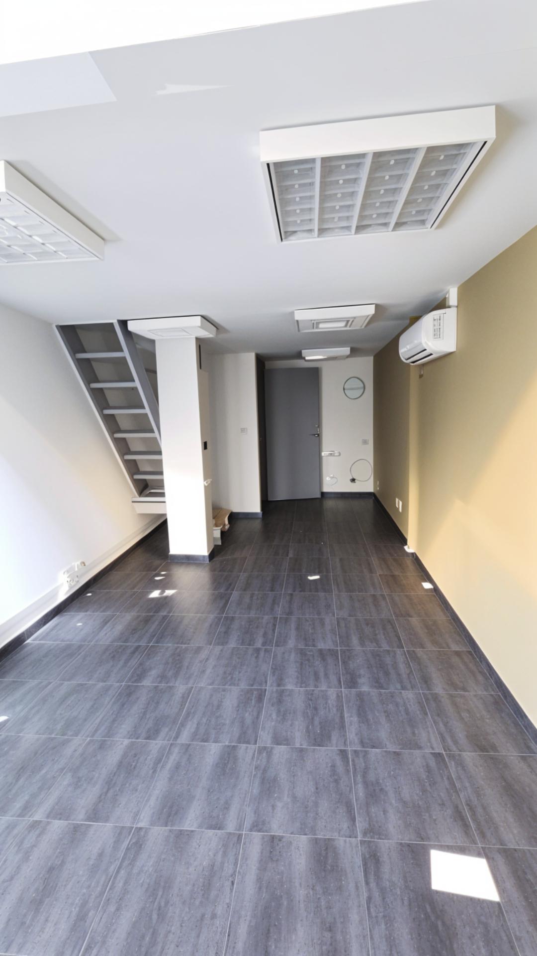 Imagen 7 Local Comercial en venta en Eibar / Zona accesible cerca del centro de Eibar.