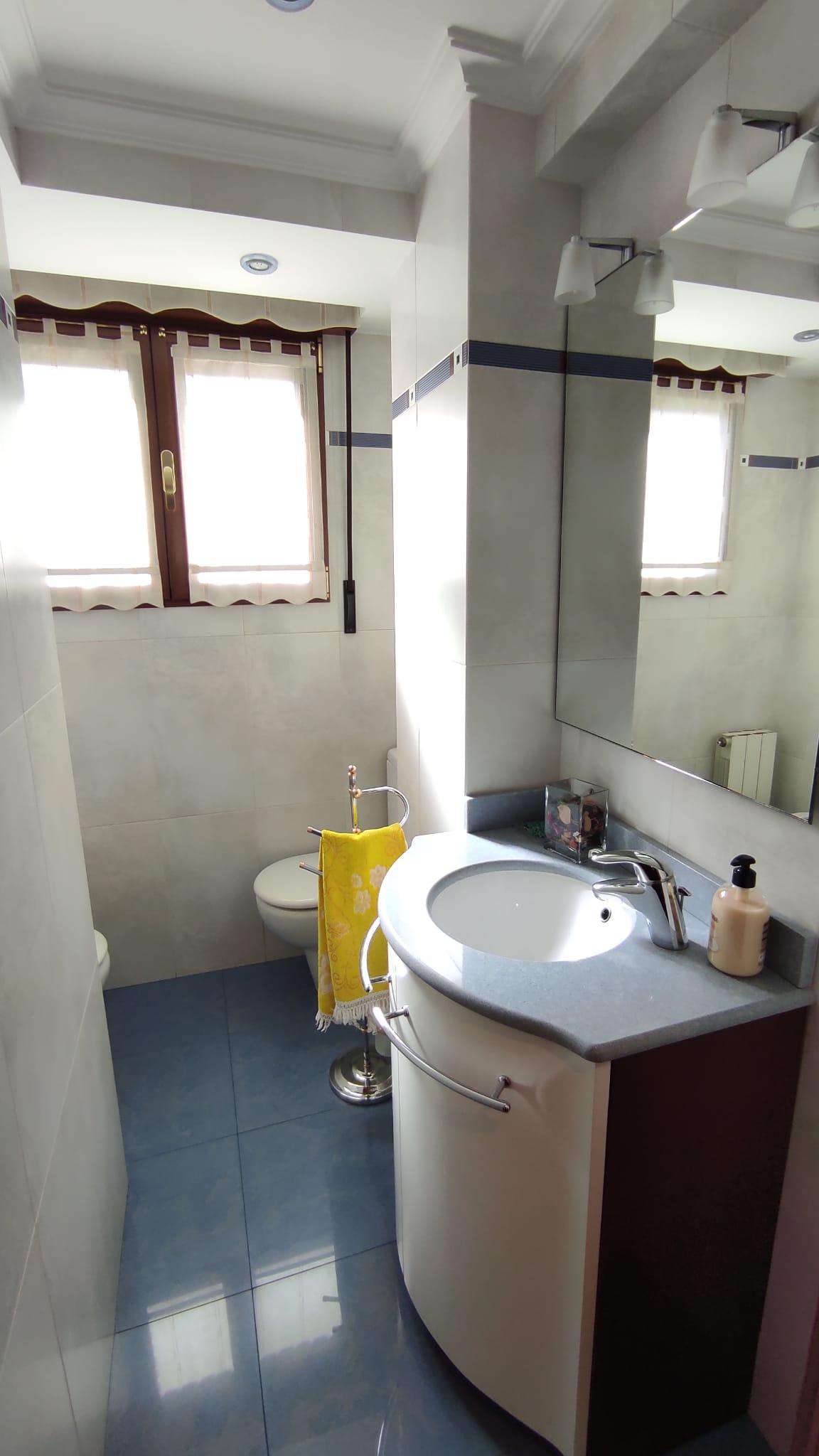 Imagen 17 Piso en venta en Ermua / Zon a Zubiaurre