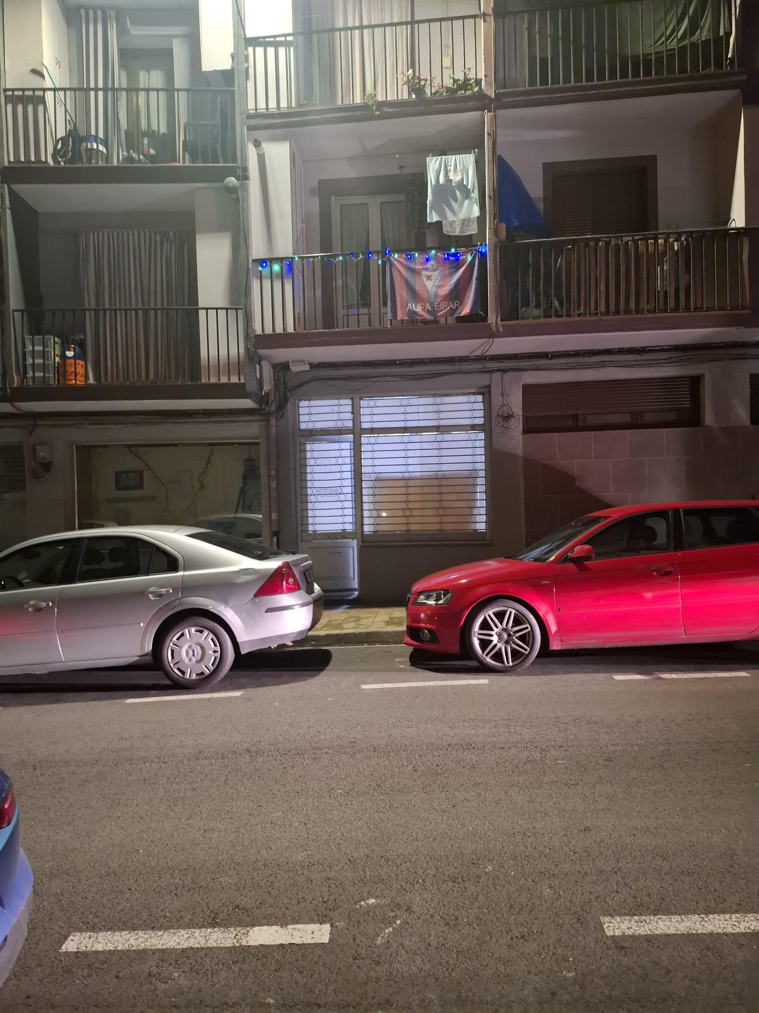 Imagen 9 Local Comercial en venta en Eibar / A 5 minutos del centro de Eibar, calle accesible.