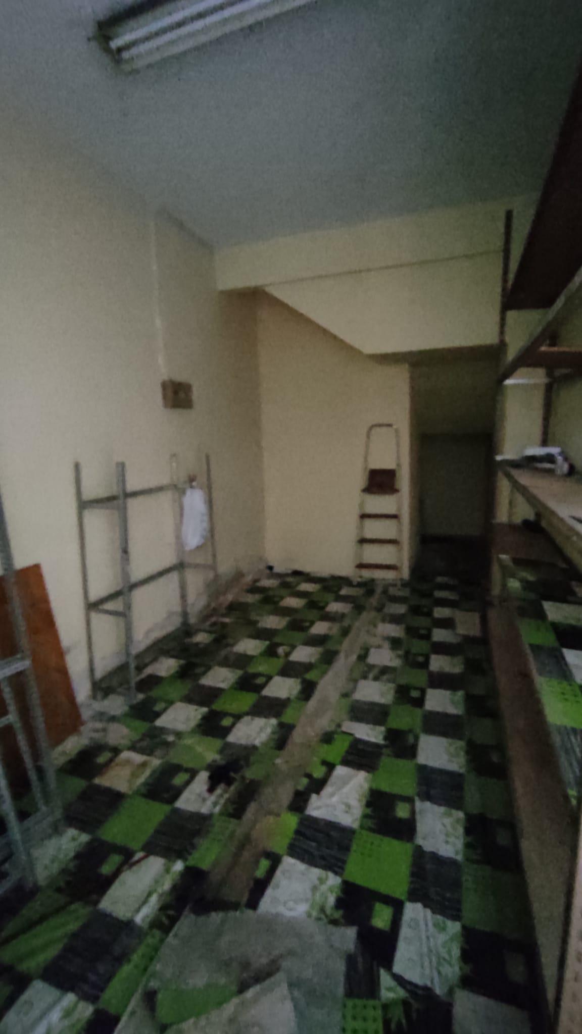 Imagen 4 Local Comercial en venta en Eibar / Zona accesible cerca del centro.