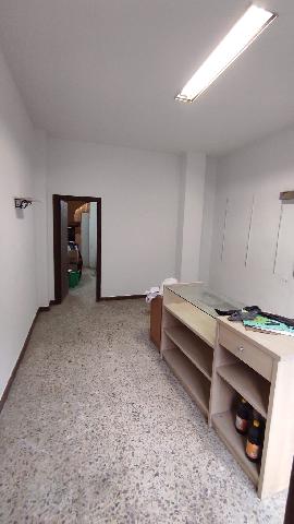 Imagen 2 Inmueble 299756 - Local Comercial en venta en Ermua / Zona San Lorenzo, llana y accesible.