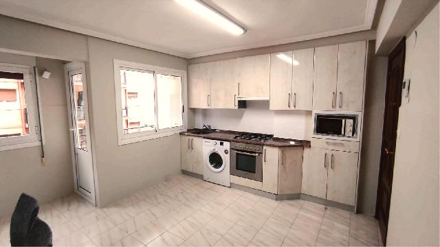 Imagen 1 Inmueble 299793 - Piso en venta en Ermua / Zona Centro Zerukoa 1