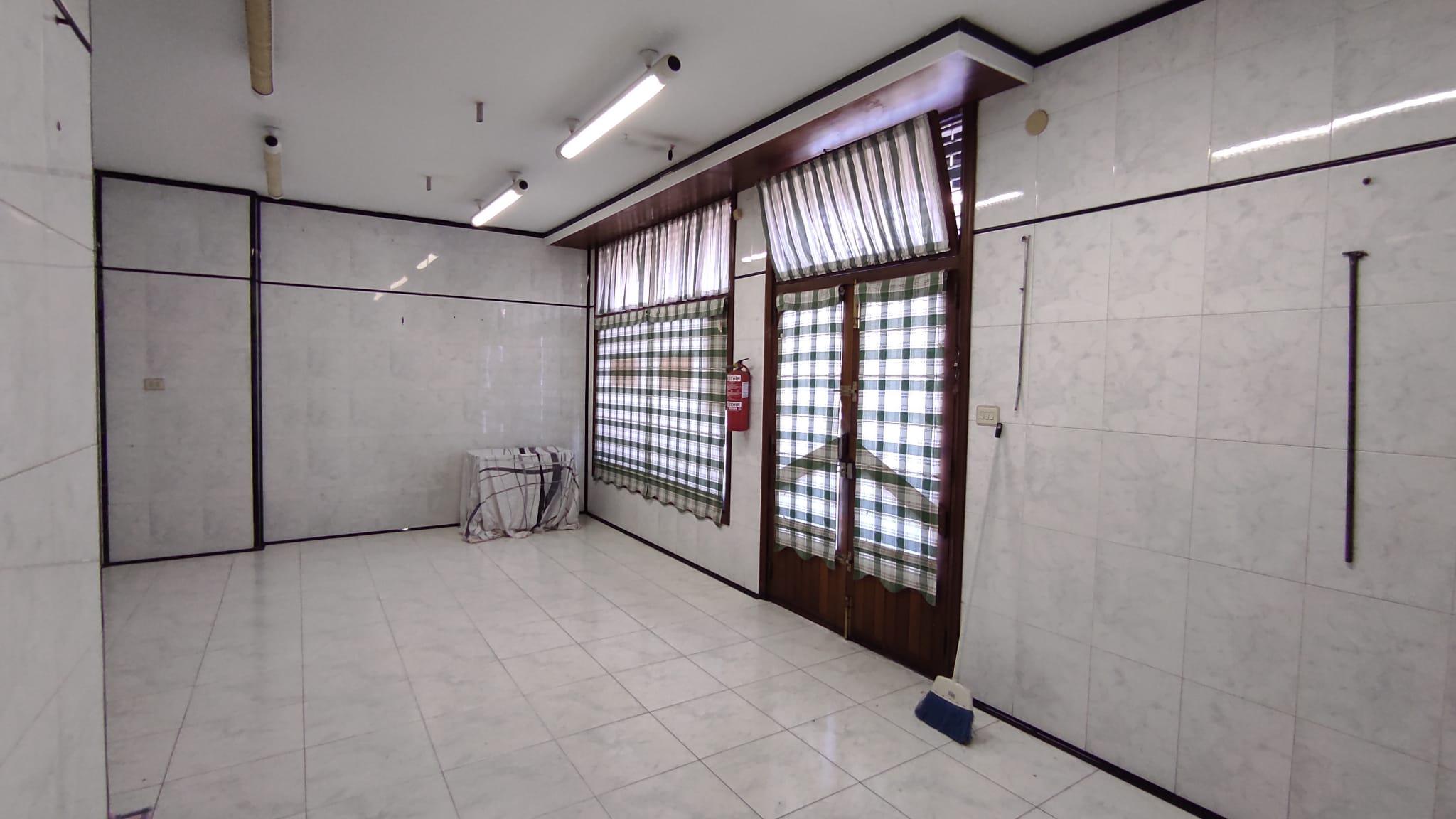 Imagen 10 Local Comercial en venta en Zaldibar / Zona llana y accesible.