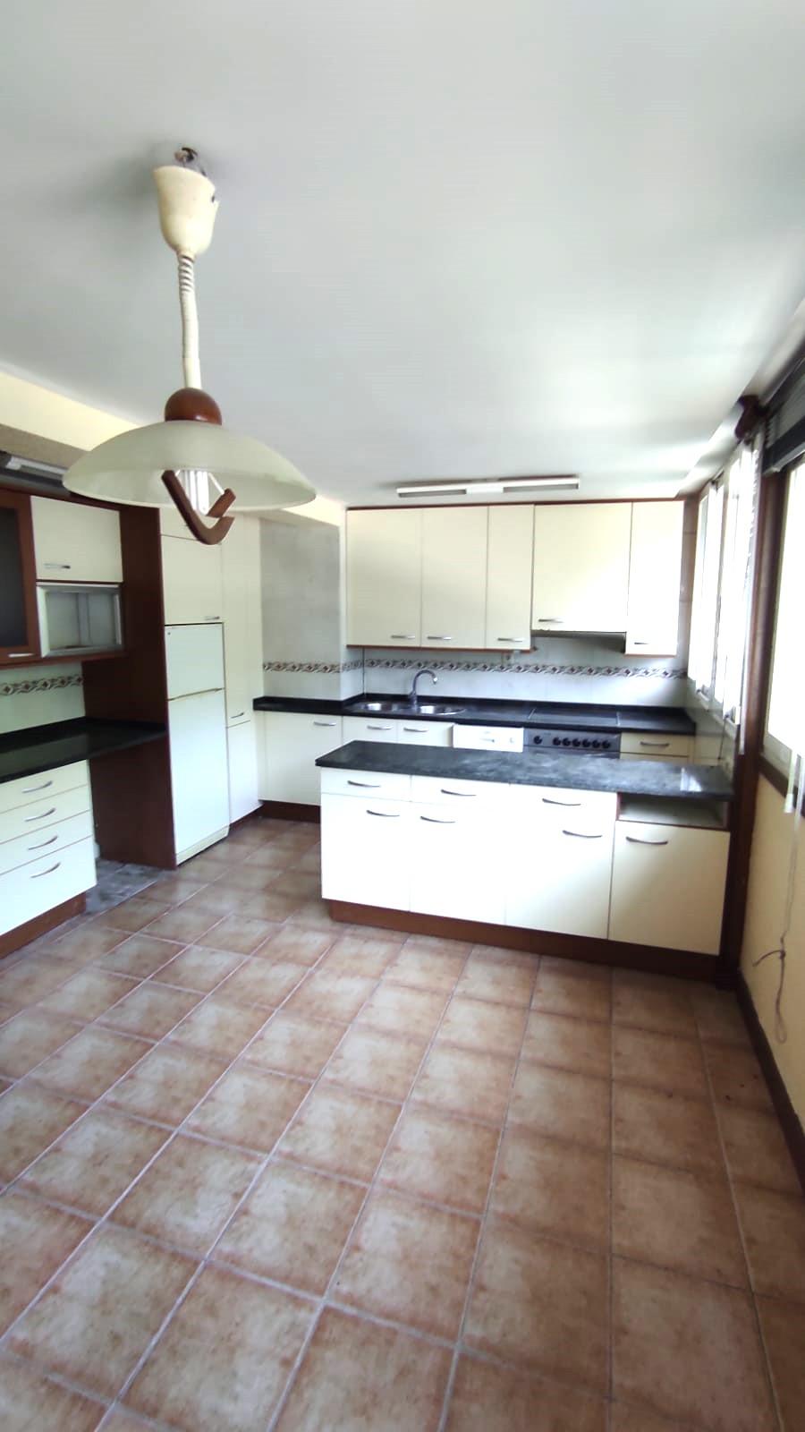 Imagen 10 Piso en venta en Eibar / Zona Bidebarrieta