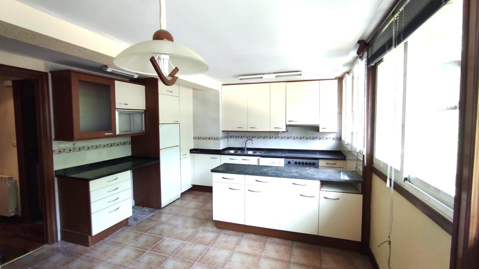 Imagen 1 Piso en venta en Eibar / Zona Bidebarrieta