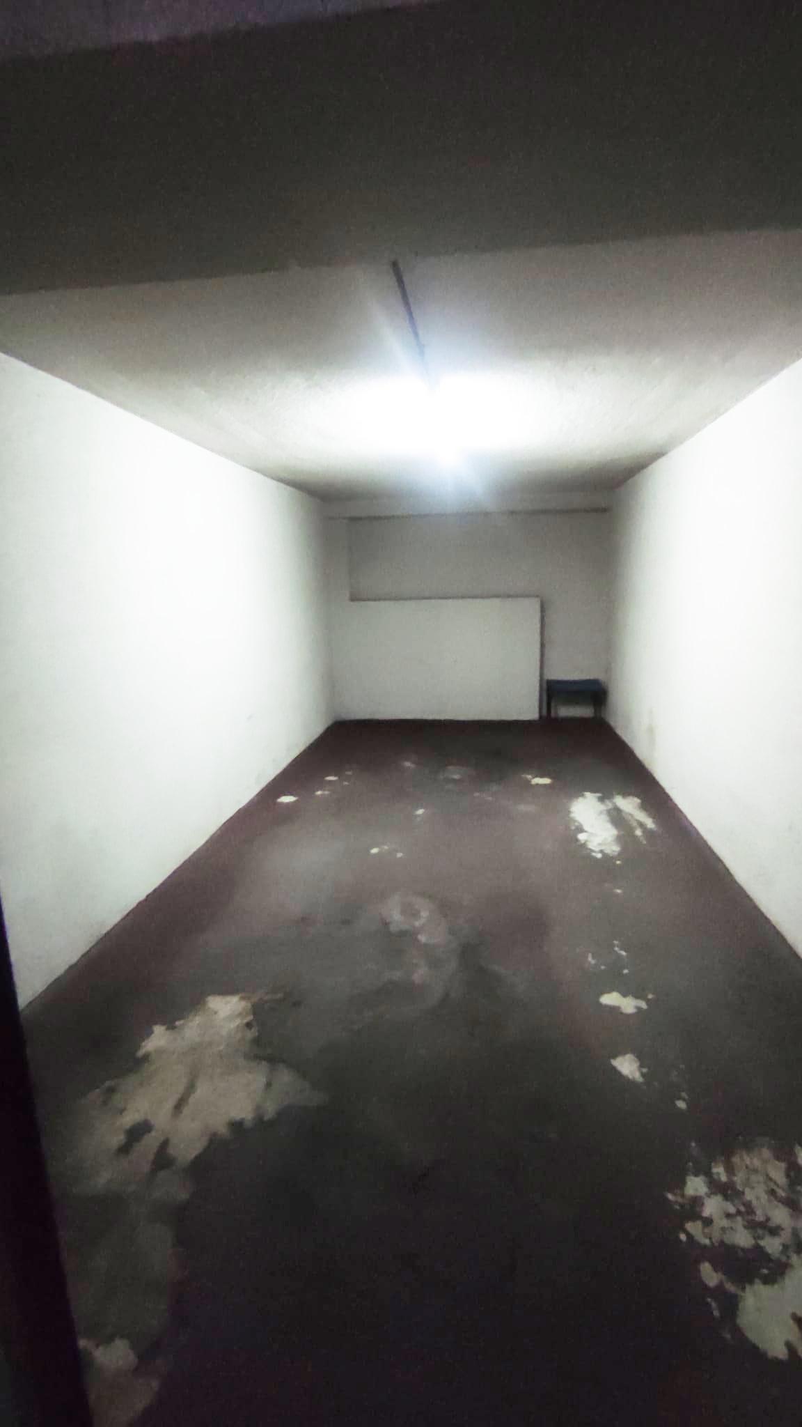 Imagen 6 Parking Coche en alquiler en Eibar / Edificio de garajes, zona accesible