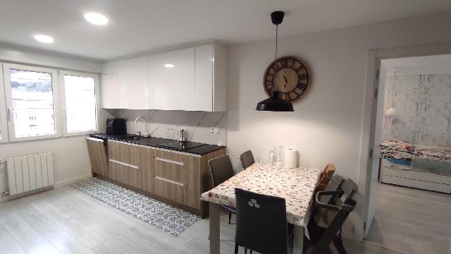 Imagen 9 Inmueble 300247 - Piso en venta en Eibar / Zona Ipurua, muy cerca del centro.