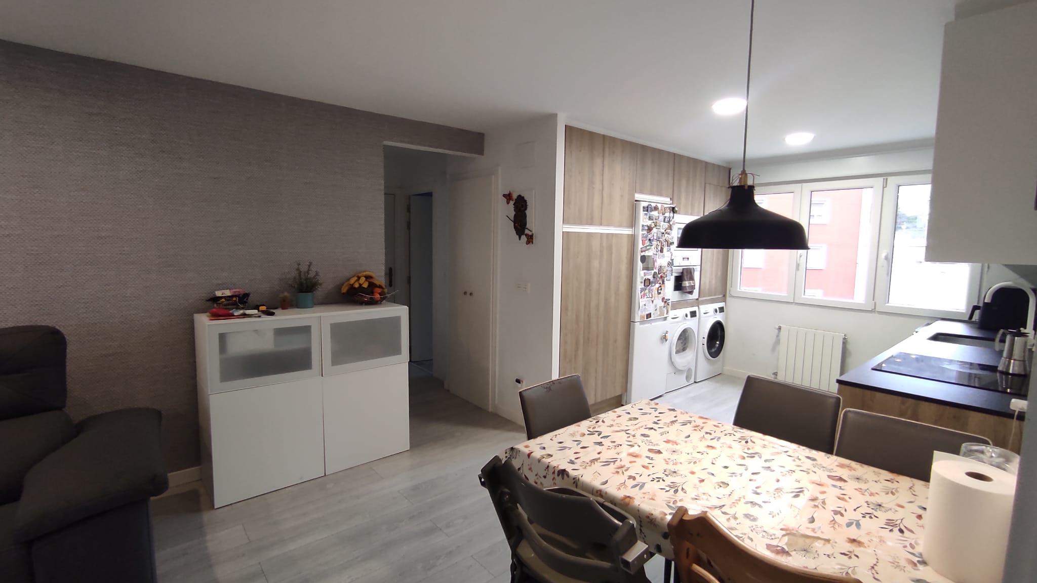 Imagen 12 Piso en venta en Eibar / Zona Ipurua, muy cerca del centro.