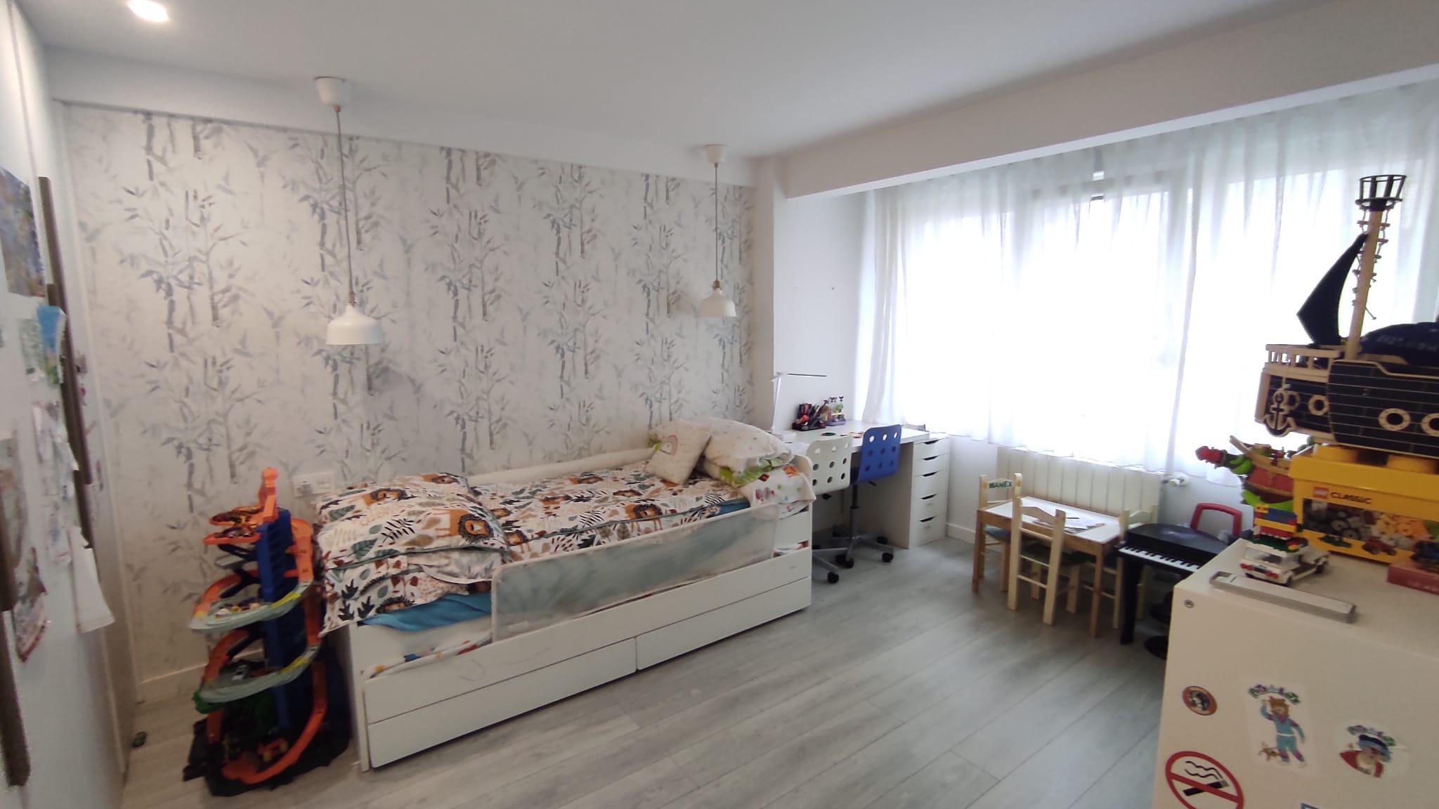 Imagen 4 Piso en venta en Eibar / Zona Ipurua, muy cerca del centro.