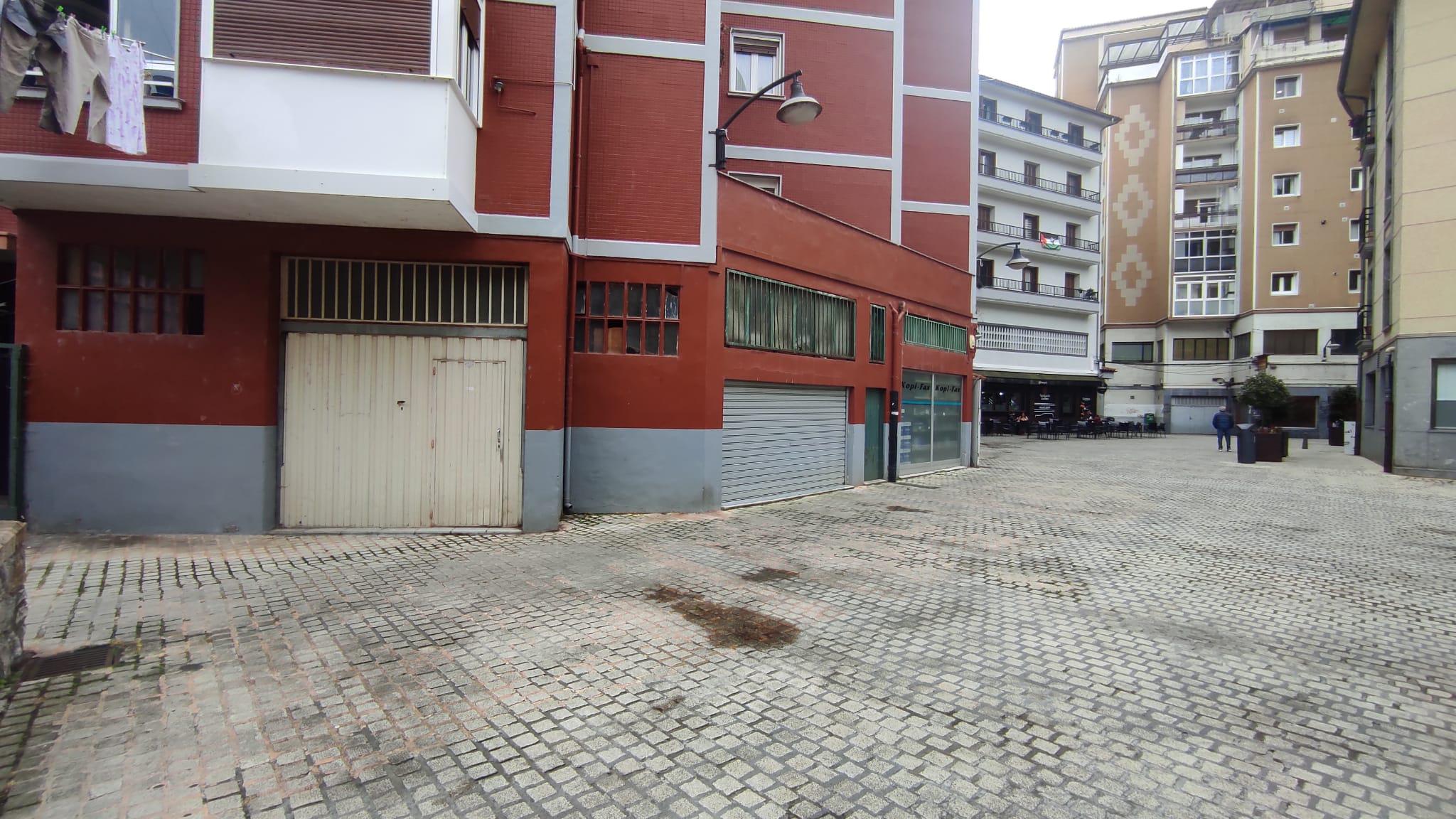 Imagen 5 Local Comercial en venta en Ermua / En pleno centro de Ermua, frente al ayuntamiento