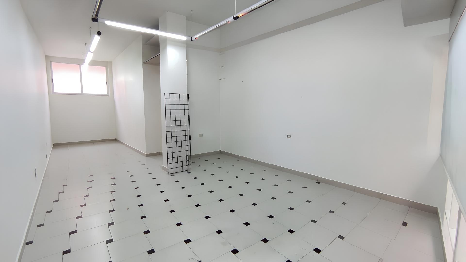 Imagen 8 Local Comercial en alquiler en Ermua / Zona comercial y calle central de Ermua.