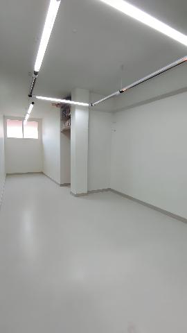 Imagen 12 Inmueble 300396 - Local Comercial en alquiler en Ermua / Zona comercial y calle central de Ermua.