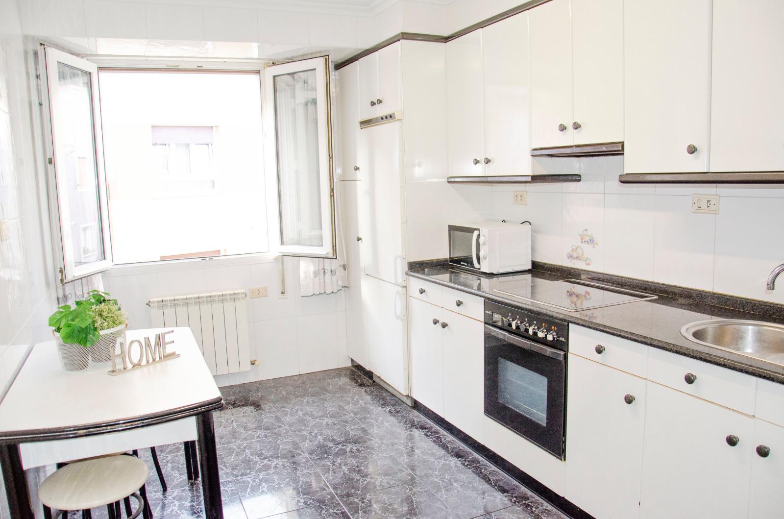 Imagen 11 Piso en alquiler en Eibar / Zona llana y accesible cerca del centro de Eibar