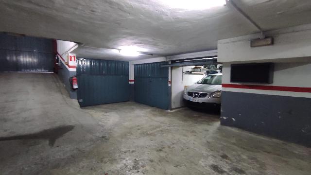 Imagen 4 Inmueble 300484 - Parking Coche en venta en Ermua / Zona llana y accesible cerca del centro