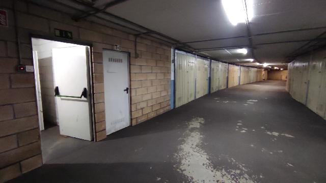 Imagen 2 Inmueble 300488 - Parking Moto en venta en Ermua /  Trastero Debajo del parque de San Antonio