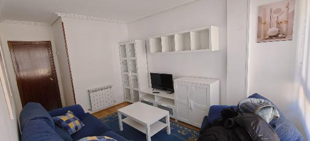 Imagen 1 Inmueble 300940 - Piso en alquiler en Eibar / Piso amplio y luminoso en Eibar