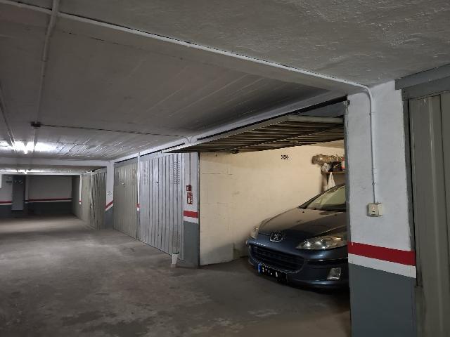 Imagen 3 Inmueble 301191 - Parking Coche en venta en Ermua / Zubiaurre zona llana