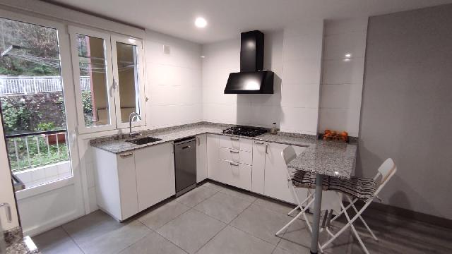 Imagen 10 Inmueble 301259 - Piso en venta en Ermua / Zona llana zearkale