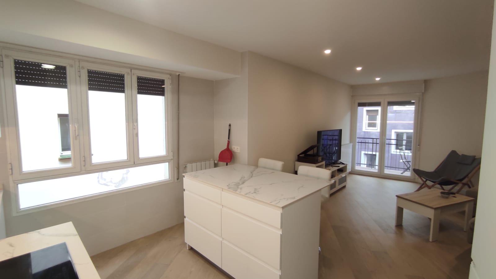 Imagen 1 Piso en alquiler en Eibar / Cercano al instituto