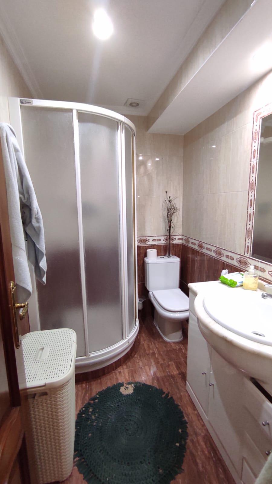 Imagen 23 Piso en venta en Ermua / Zona  San  Roke