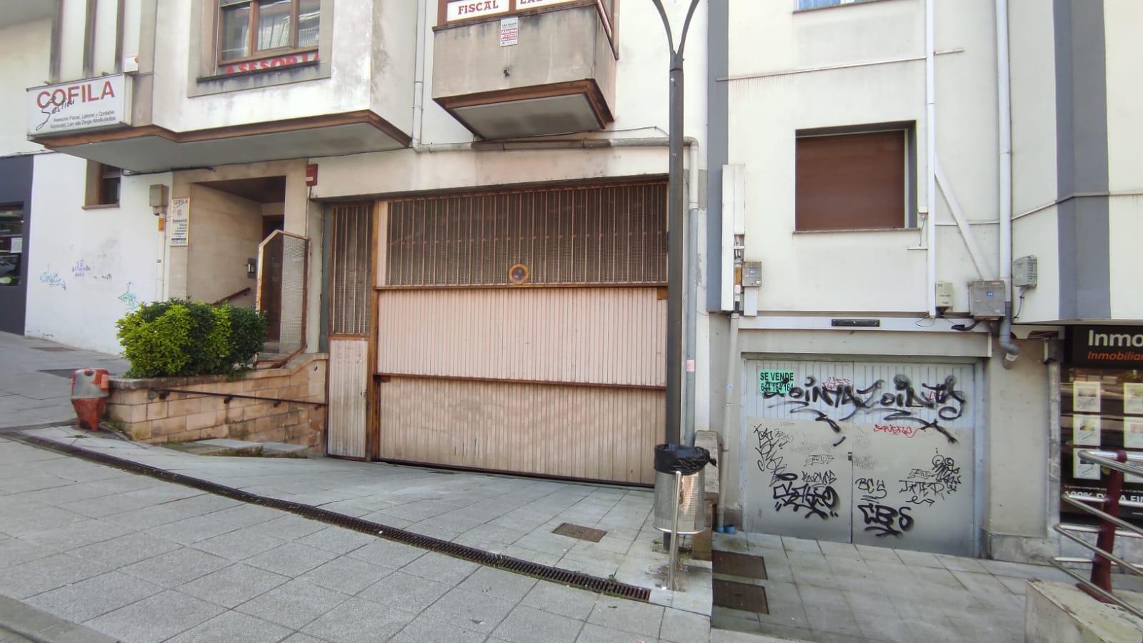 Imagen 13 Parking Coche en venta en Ermua / Zona Karabixa, enfrente de Mafre