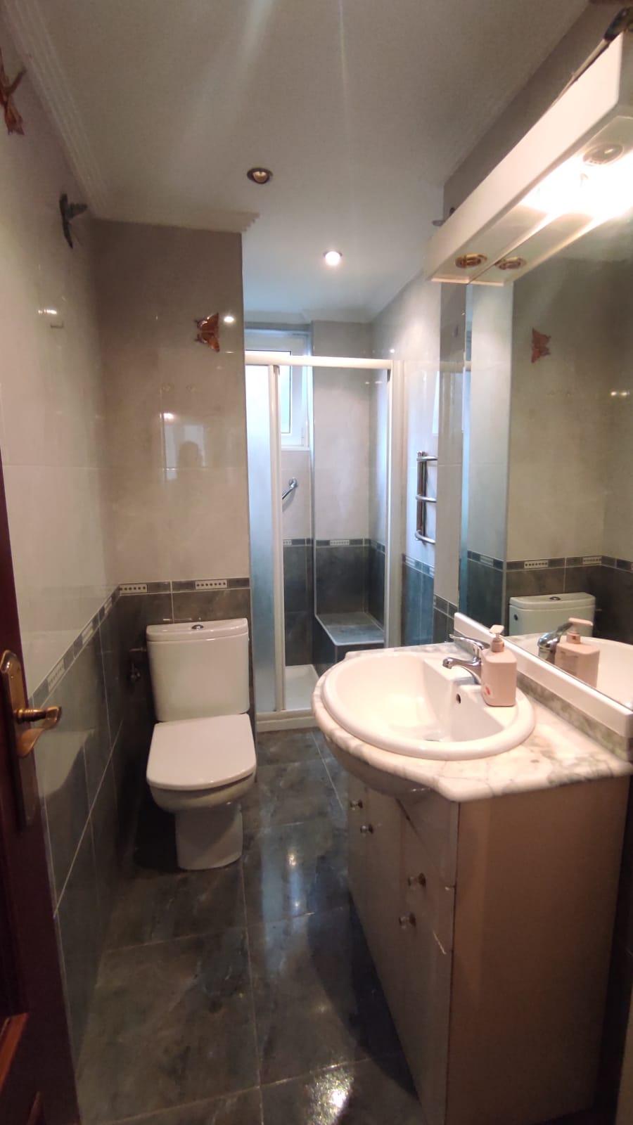 Imagen 23 Piso en venta en Ermua / Zona San Ignacio