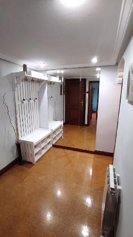 Imagen 5 Inmueble 302996 - Piso en venta en Ermua / Zona  Zubiaurre