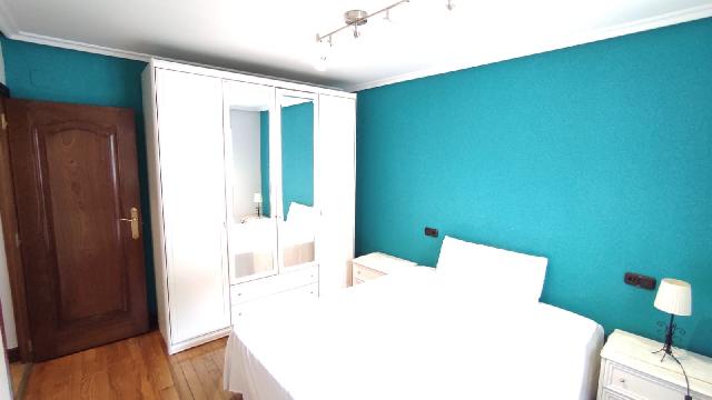 Imagen 9 Inmueble 302996 - Piso en venta en Ermua / Zona  Zubiaurre