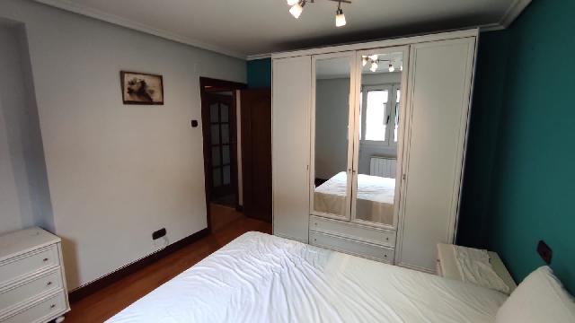 Imagen 16 Inmueble 302996 - Piso en venta en Ermua / Zona  Zubiaurre