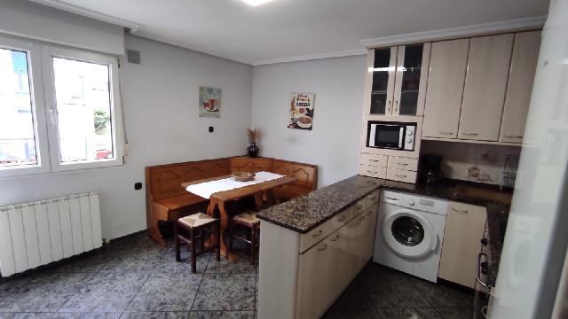 Imagen 21 Inmueble 302996 - Piso en venta en Ermua / Zona  Zubiaurre