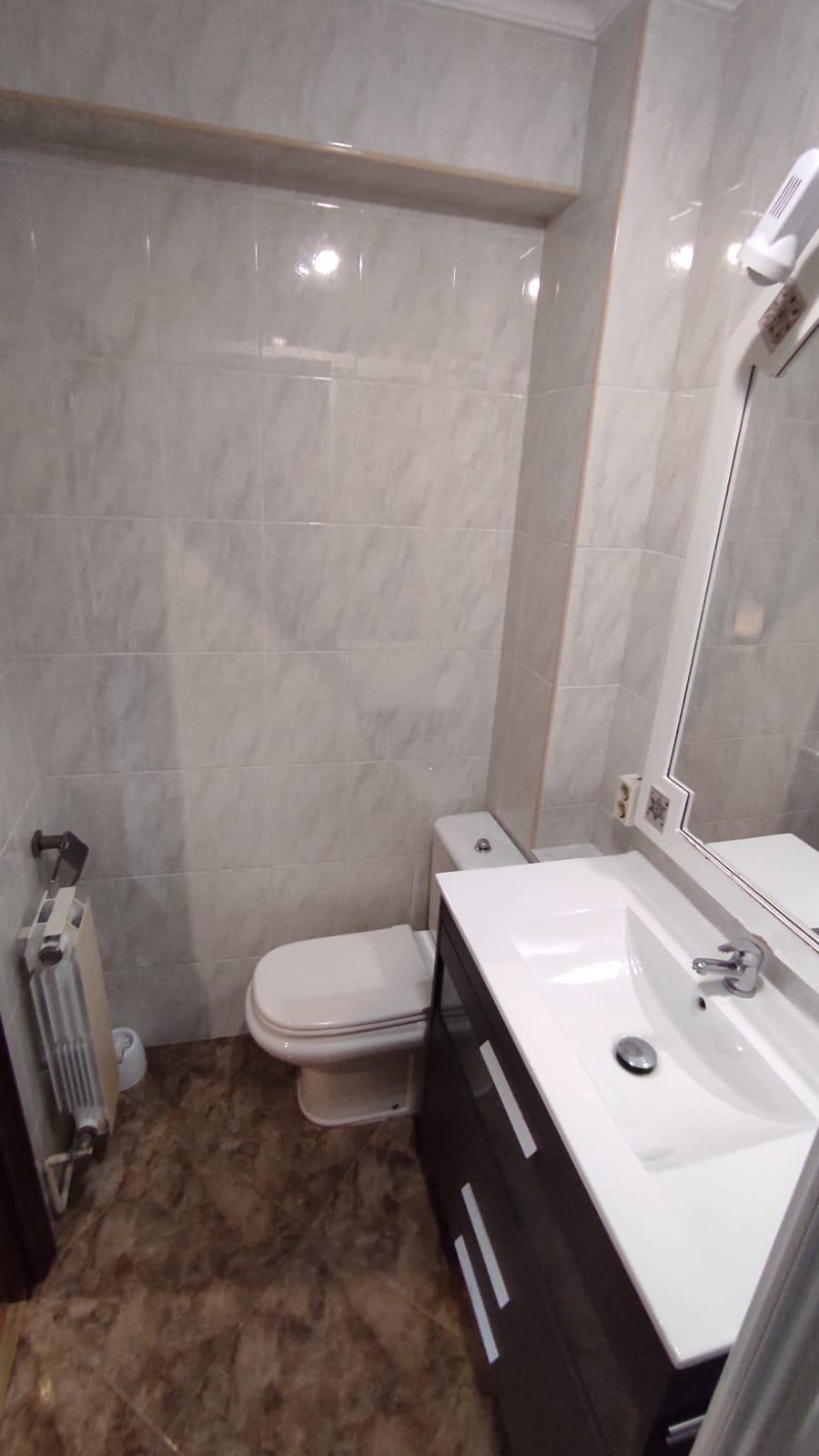 Imagen 24 Piso en venta en Ermua / Zona  Zubiaurre