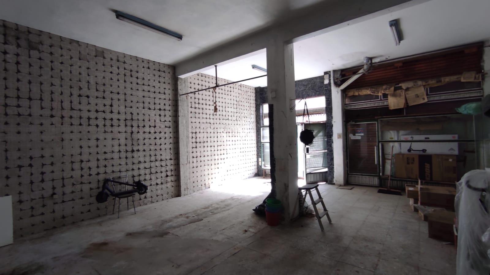 Imagen 4 Local Comercial en venta en Ermua / Barrio  Ongarai