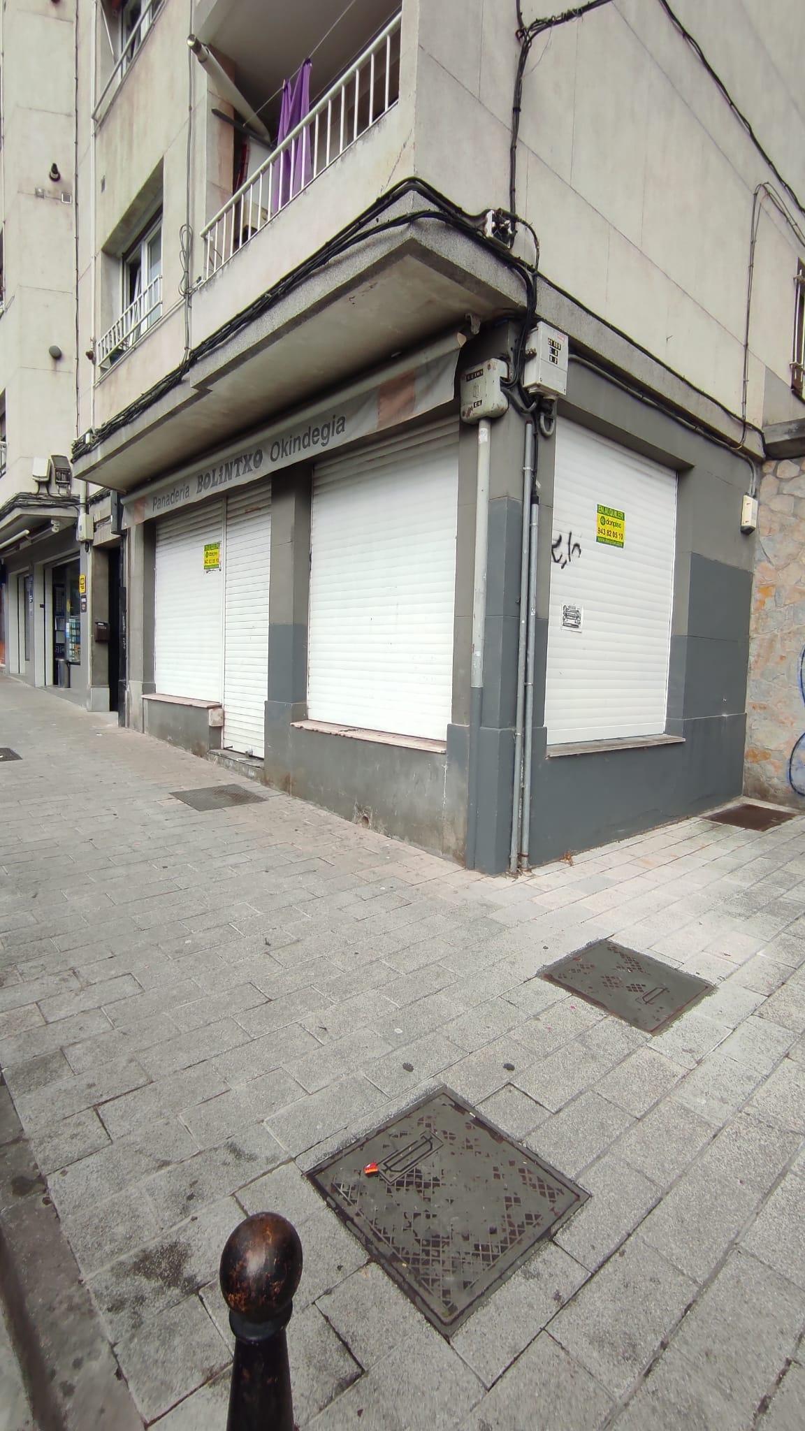 Imagen 1 Local Comercial en alquiler en Eibar / En el barrio de Amaña, zona llana y accesible