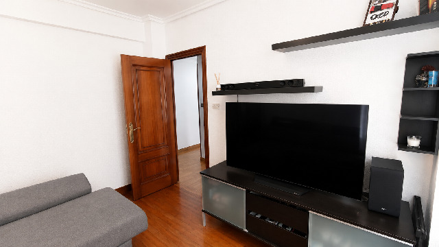 Imagen 5 Inmueble 304012 - Piso en venta en Ermua / Avenida de Bizkaia