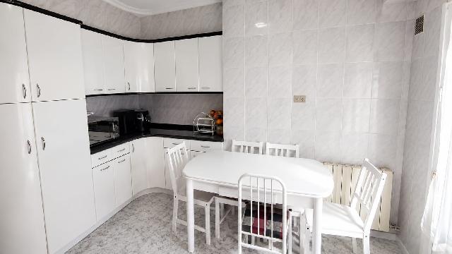 Imagen 12 Inmueble 304012 - Piso en venta en Ermua / Avenida de Bizkaia
