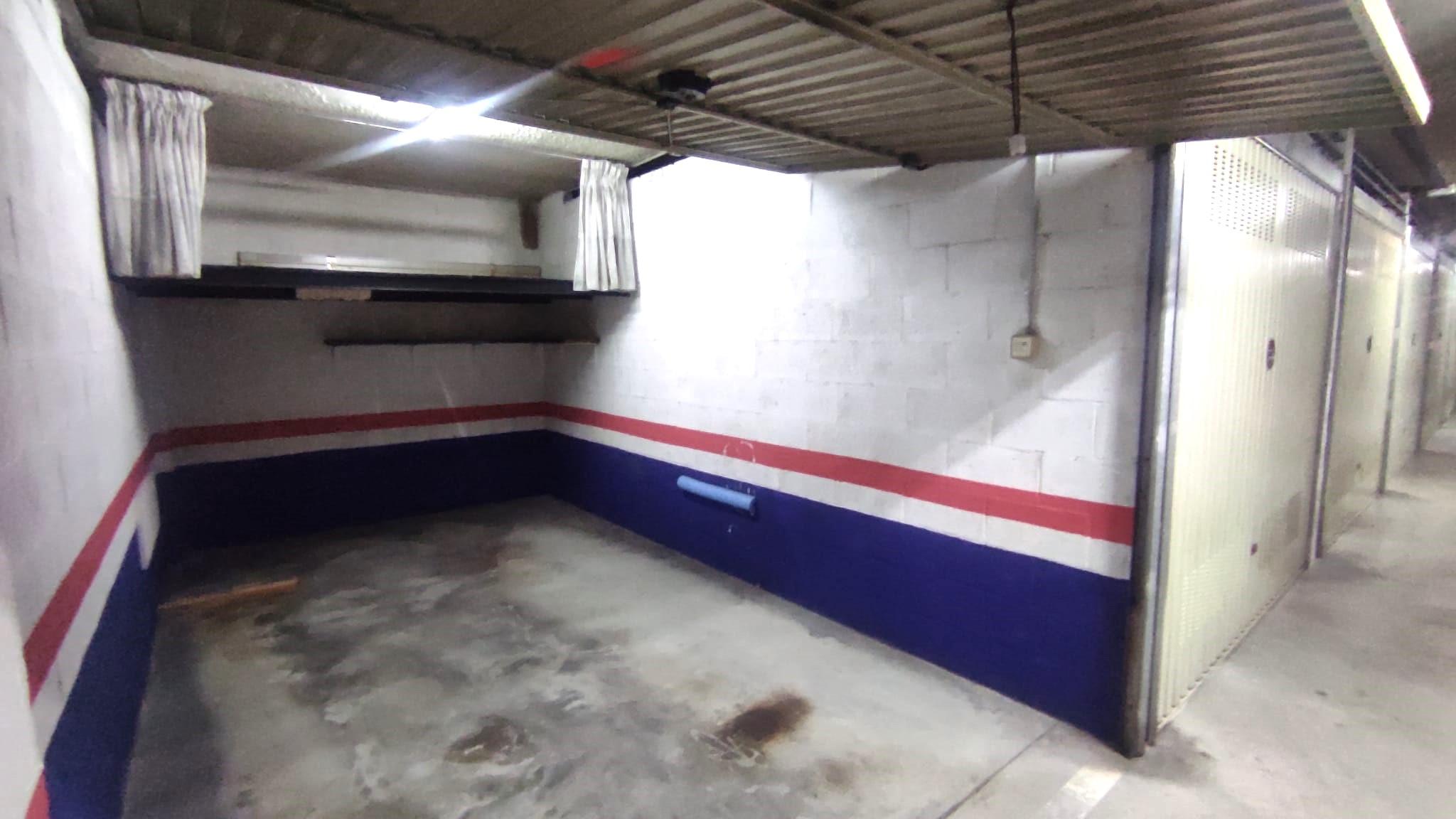 Imagen 4 Parking Coche en venta en Ermua / Junto al parque de la autopista