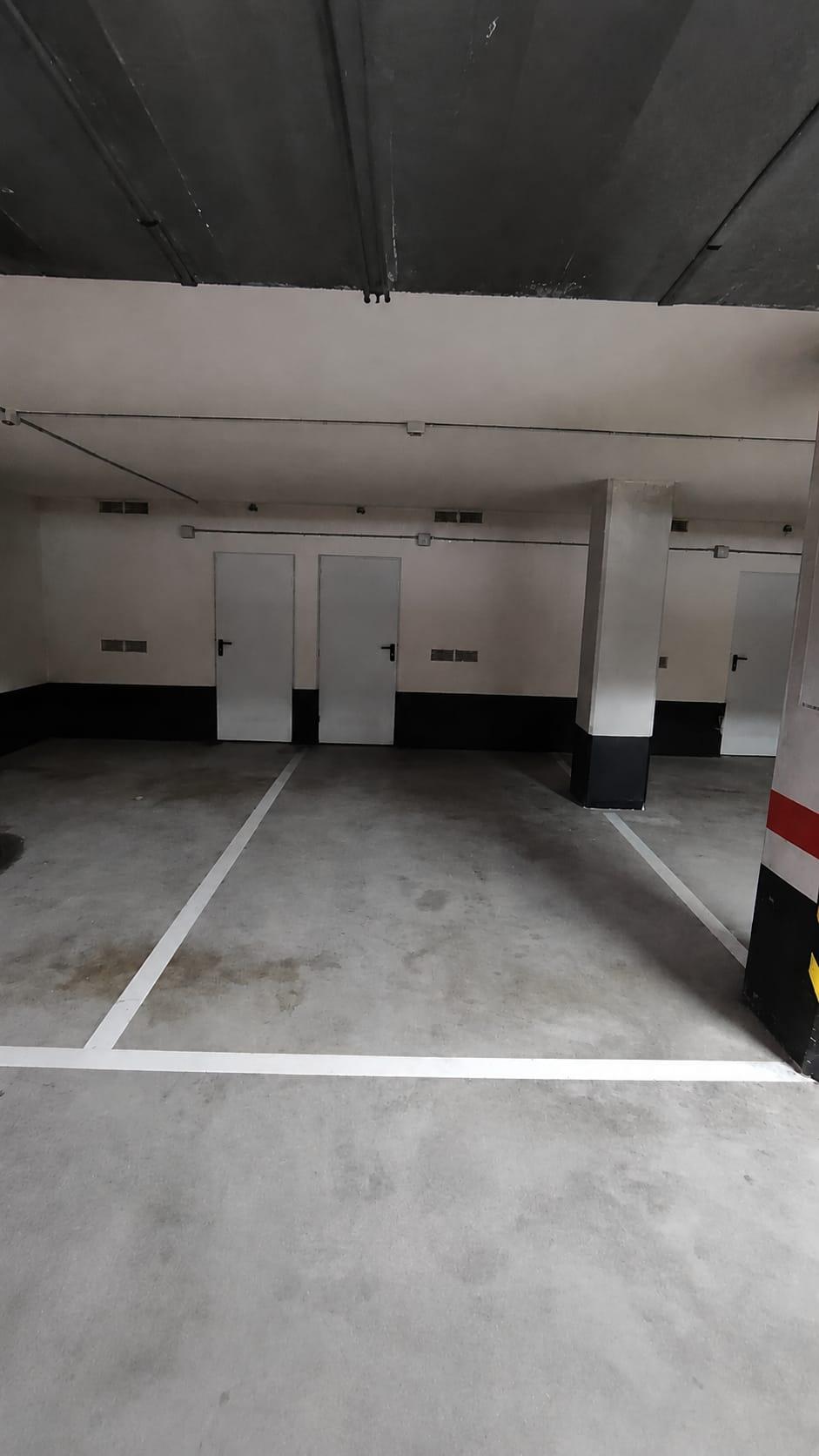 Imagen 1 Parking Coche en alquiler en Eibar / Calle arrate bide 