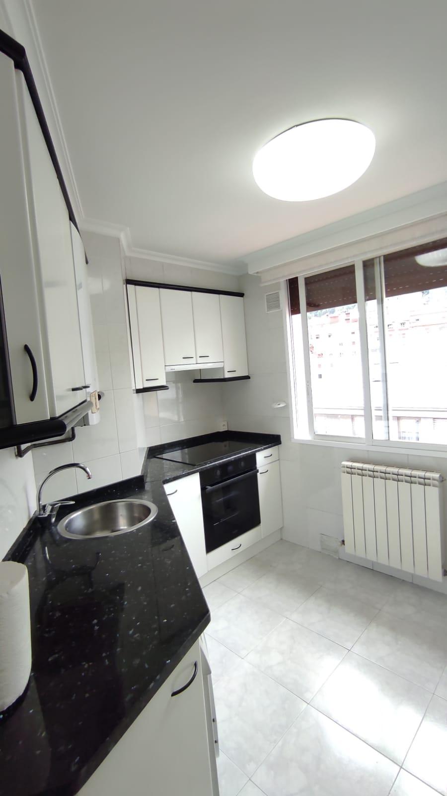 Imagen 4 Piso en alquiler en Eibar / Zona    Legarre