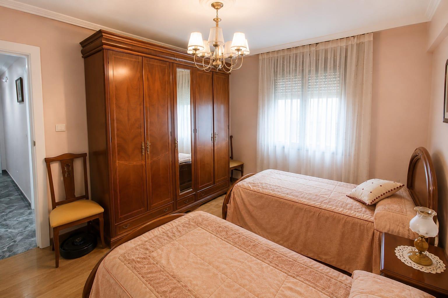 Imagen 2 Piso en venta en Ermua / Calle Ongarai 8