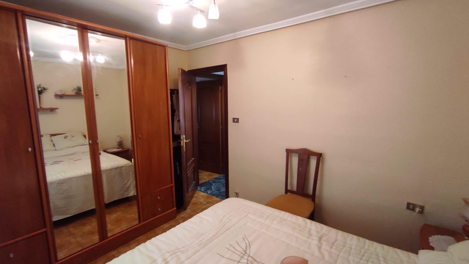 Imagen 3 Piso en venta en Ermua / Calle Ongarai 8