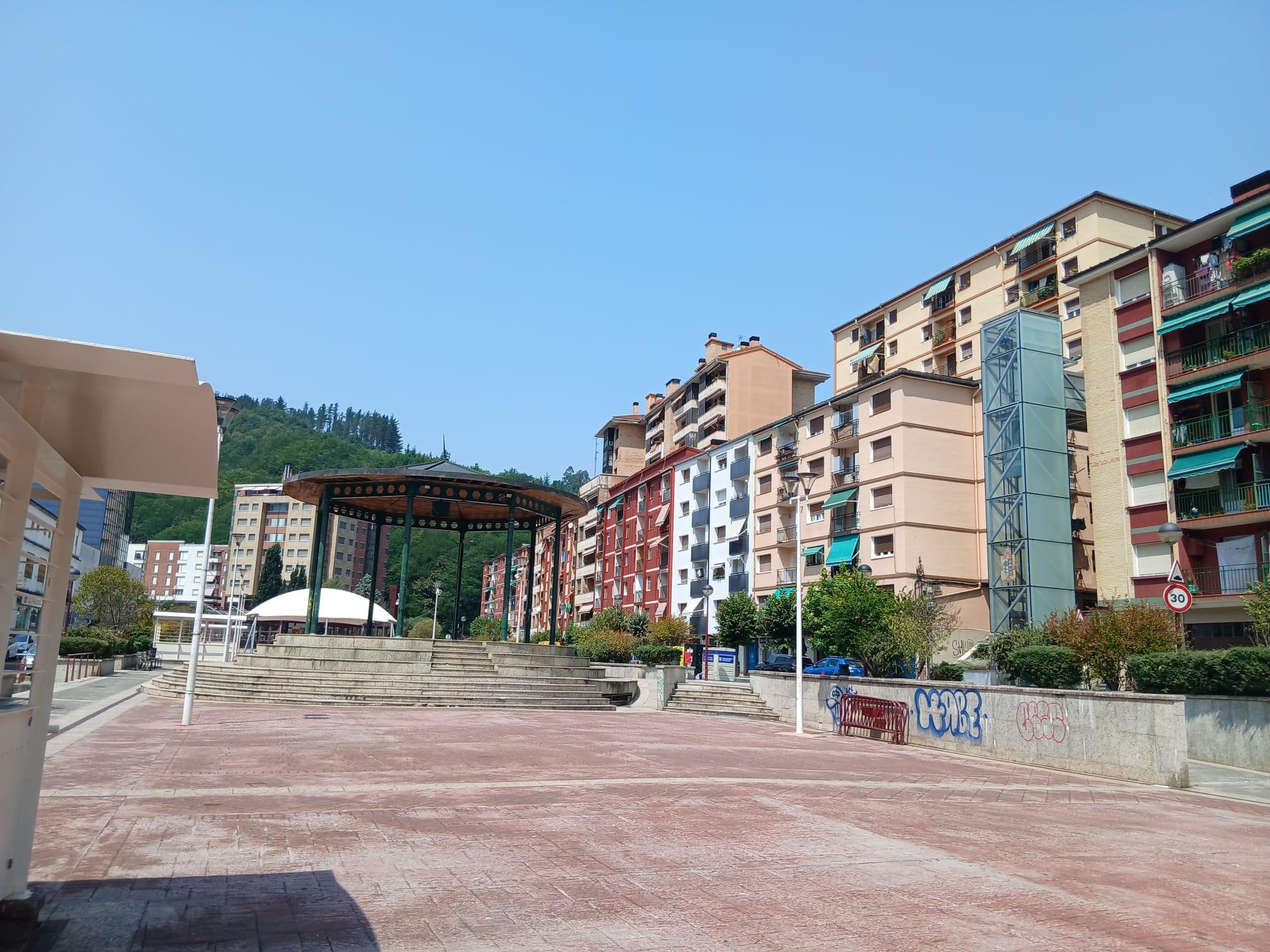 Imagen 22 Piso en venta en Ermua / Calle san pelayo