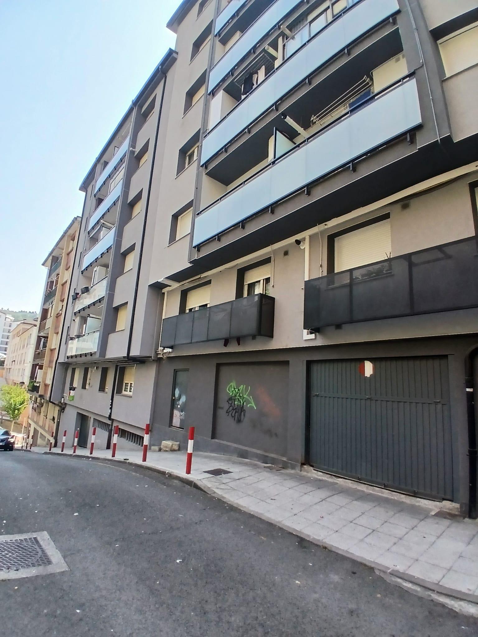Imagen 17 Piso en venta en Ermua / Calle san pelayo