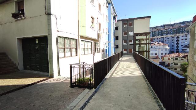 Imagen 3 Inmueble 306098 - Local Industrial en venta en Eibar / San Kristobal kalea